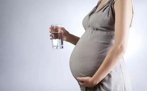 孕妈必看，有效缓解孕期水肿好方法，都说很管用
