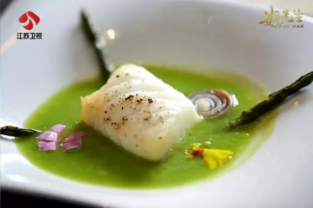 颜王孙红雷这次不拼颜值，竟然拼起了厨艺……