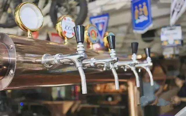 欧洲杯酒馆,欧洲杯酒吧看球视频