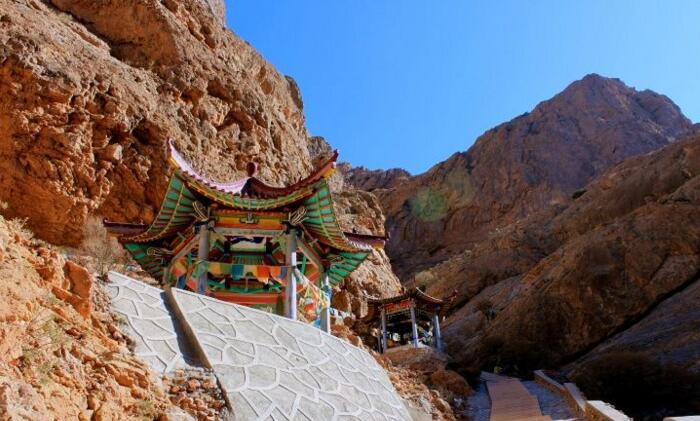 穿越阴山浮生若梦