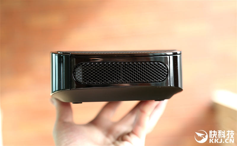 睿米车载空气净化器评测,豹米空气净化器显示多少达标