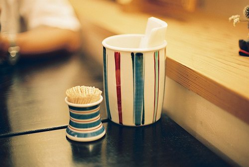 伤口撒盐的处理方法,伤口上撒盐怎么个疼法