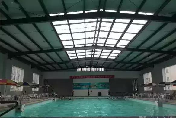 清凉一夏亲子游泳池,去西安游泳推荐哪个游泳馆