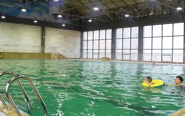 清凉一夏亲子游泳池,去西安游泳推荐哪个游泳馆