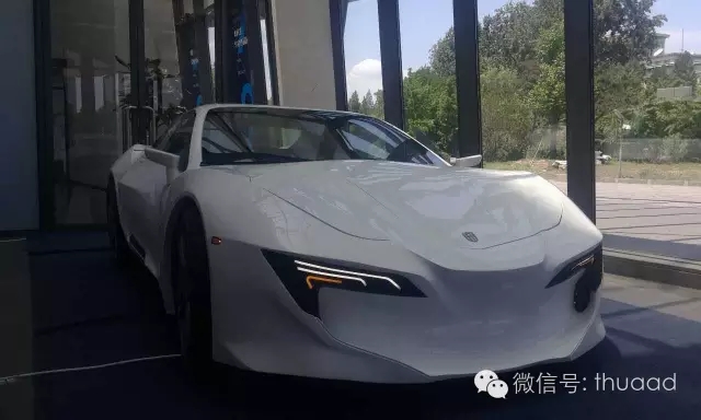 5名本科生,每天只睡6小时,1辆电动轿跑真车,惊艳全场