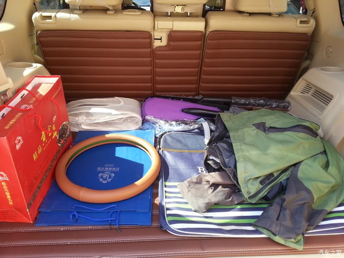 普拉多4000和兰德酷路泽4000油耗,lc250普拉多2.4t百公里油耗