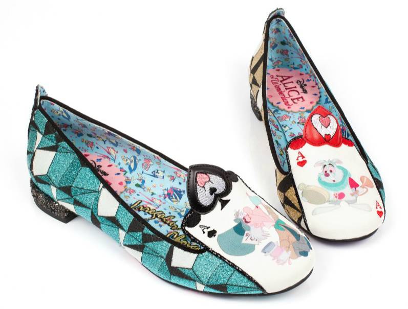 鞋履上的梦游仙境