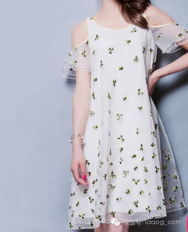 女夏季小碎花吊带裙潮款,夏季碎花温柔气质复古