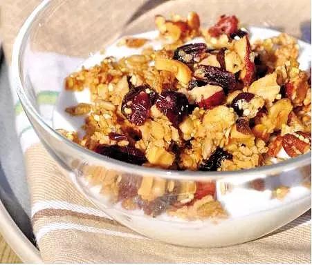 酸奶是疯了么、和谁都能有一腿、这么*交滥**真的好么?