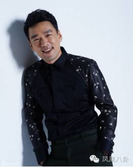 花10万订做西装，收入一半买雪茄！有一种霸道总裁叫做王耀庆