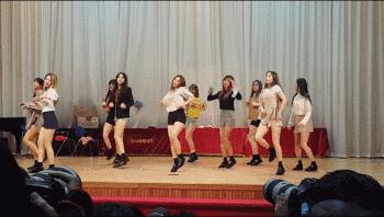 刚出道上综艺被排挤的明星,出道6年零收入遭队内成员霸凌