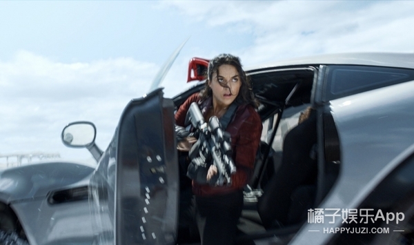 跟老婆蜜月,还和前女友有了孩子!《速8》里范迪塞尔是渣男吗?