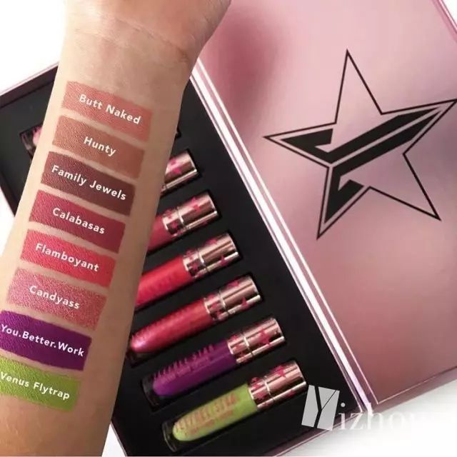 现在的美妆品的名字太太太太少儿不宜了,“一丝不挂”、“事后清晨”、Sex-Proof……