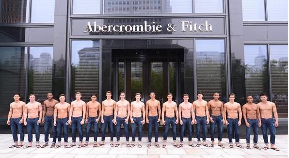 你今天还在爆买的大牌包包、鞋子,其实在国外已经关店倒闭了