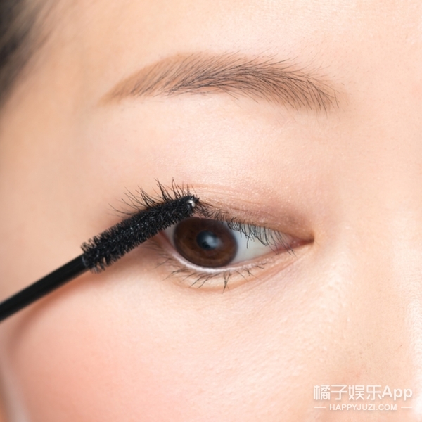 可以把睫毛完全处理掉吗,怎么不用睫毛夹刷出卷翘睫毛