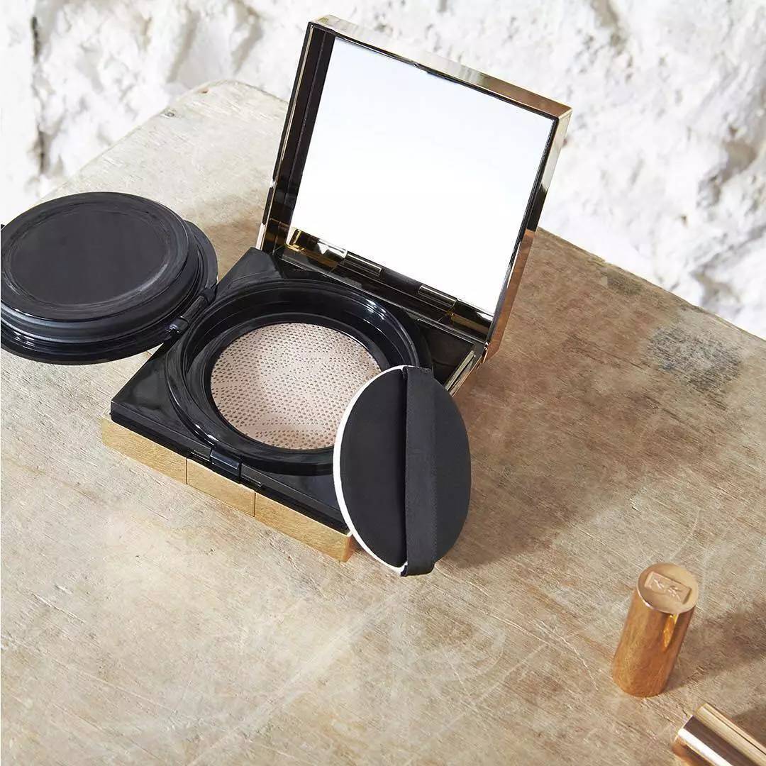 ysl新款粉气垫真假,ysl圣罗兰聚焦光感蕾丝气垫