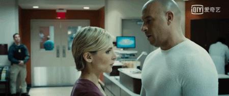 跟老婆蜜月,还和前女友有了孩子!《速8》里范迪塞尔是渣男吗?