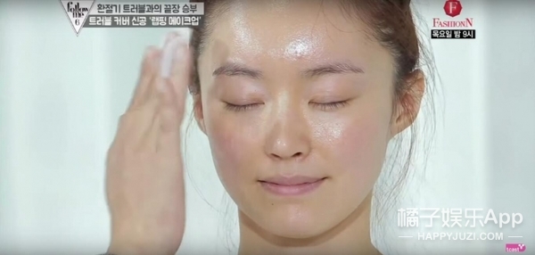 毛孔粗大混油用什么化妆,大毛孔如何化妆干净