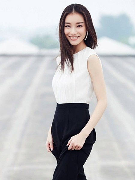 曲线女神不是神话Byphasse与你共同见证更美的自己