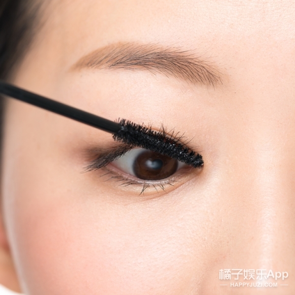 可以把睫毛完全处理掉吗,怎么不用睫毛夹刷出卷翘睫毛