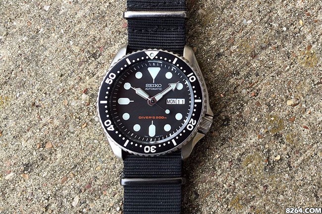 seiko精工潜水机械手表100m,seiko手表skx007
