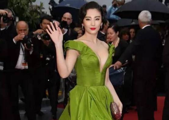 为什么女明星那么怕胖,为啥中国明星女性化