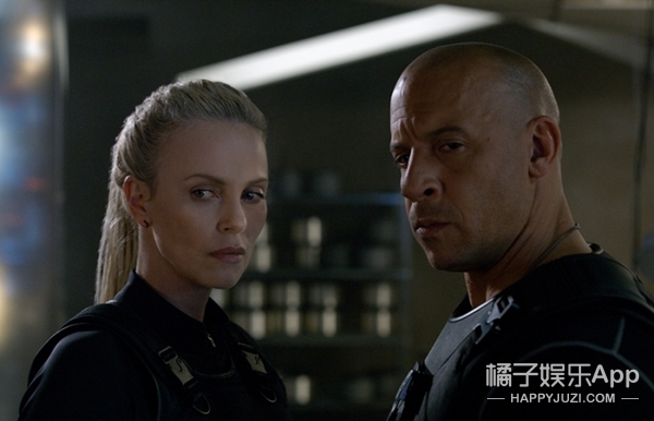 跟老婆蜜月,还和前女友有了孩子!《速8》里范迪塞尔是渣男吗?