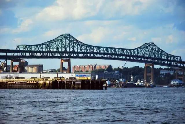 鍘荤編鍥藉弬鍔犲彉褰㈤噾鍒氬睍瑙堜細,杈剧編鑸┖娲诲姩