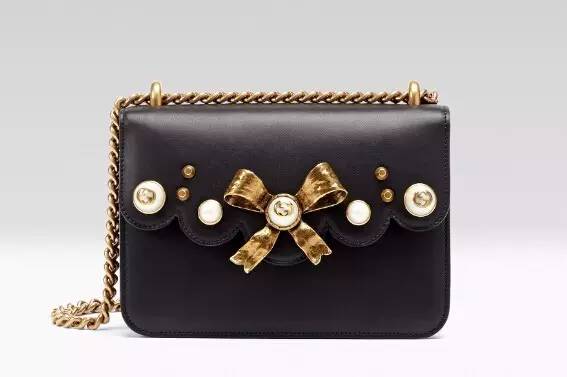 少女心爆棚吃马卡龙,少女心大爆棚