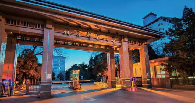 在看差评君也玩网络黑彩票？差点倾家荡产。。。