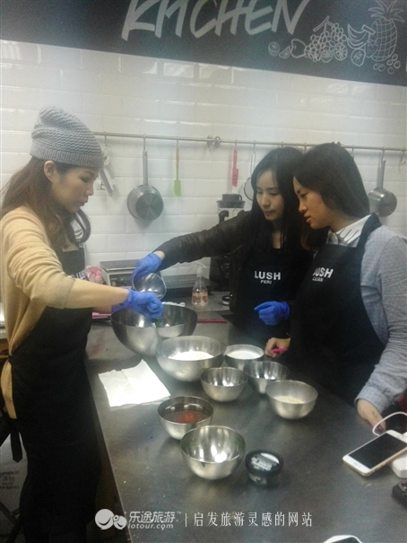 美妆达人游香港，直击Lush秘密基地