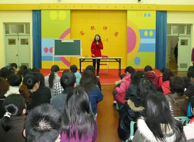 幼儿园书香润童心阅读伴成长视频,幼儿园阅读书香润童心