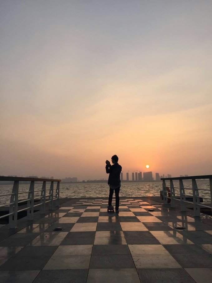 【轻年x音乐计划】嬉皮士之名——在路上