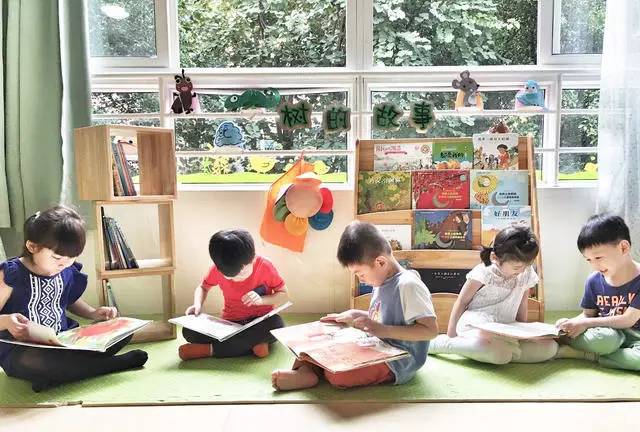 幼儿园书香润童心阅读伴成长视频,幼儿园阅读书香润童心