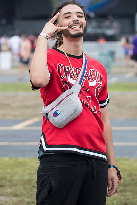 搭配宝典重点很多！嘻哈音乐节最潮穿搭了解一下！