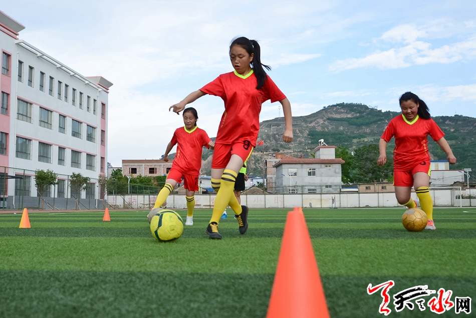 铿锵玫瑰1999国家女子足球队,铿锵玫瑰女子足球决赛