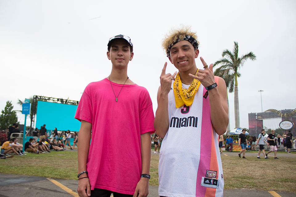 搭配宝典重点很多！嘻哈音乐节最潮穿搭了解一下！