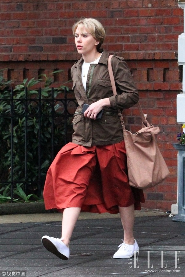 宋茜混搭双肩包个性加分,宋茜新包