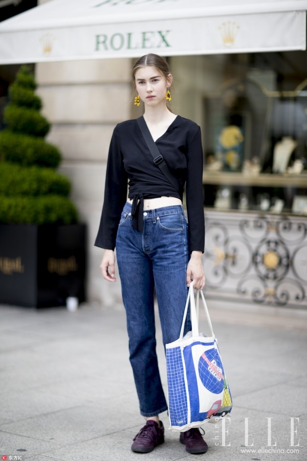 宋茜混搭双肩包个性加分,宋茜新包