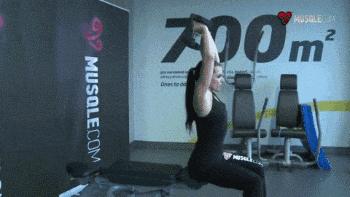 肱三头肌各个头的锻炼方法,卧推肱三头肌三个头哪个着重发力