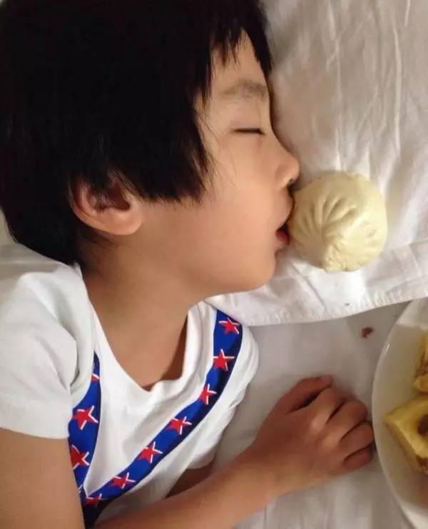 父亲节|这位逗逼,请问地上的“高冷男神”人设是你掉的吗?