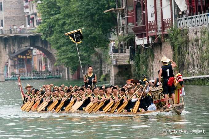 黄果树西江小七孔兴义青岩,西江苗寨黄果树青岩古镇位置