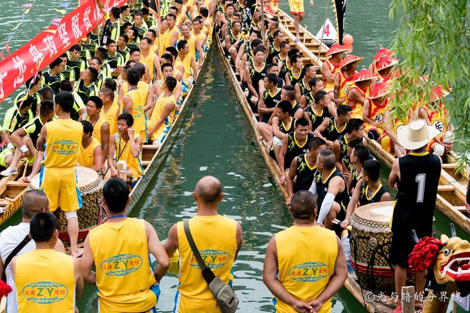 黄果树西江小七孔兴义青岩,西江苗寨黄果树青岩古镇位置