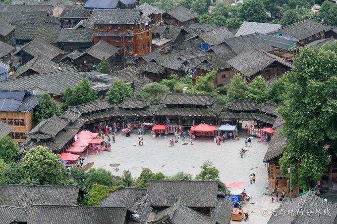 黄果树西江小七孔兴义青岩,西江苗寨黄果树青岩古镇位置