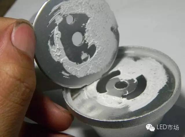 led球泡评测,拆解球泡评测