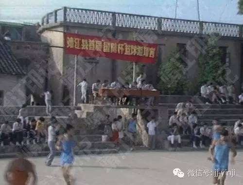 带你穿越到30年前的上海滩,带你穿越回到八十年代