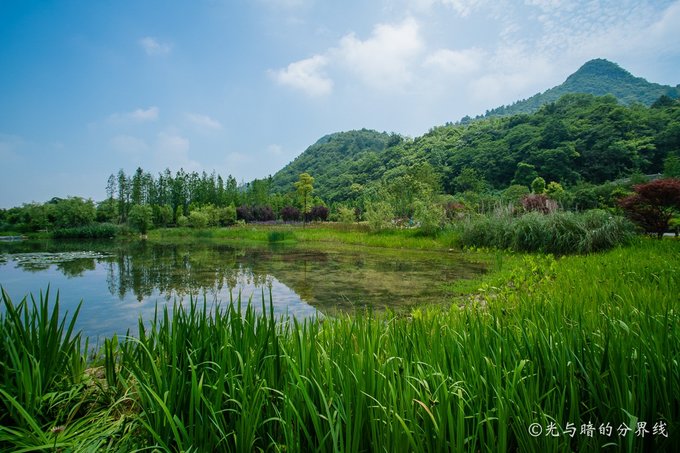 黄果树西江小七孔兴义青岩,西江苗寨黄果树青岩古镇位置