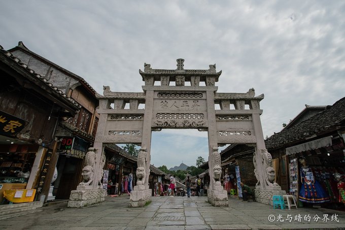 黄果树西江小七孔兴义青岩,西江苗寨黄果树青岩古镇位置