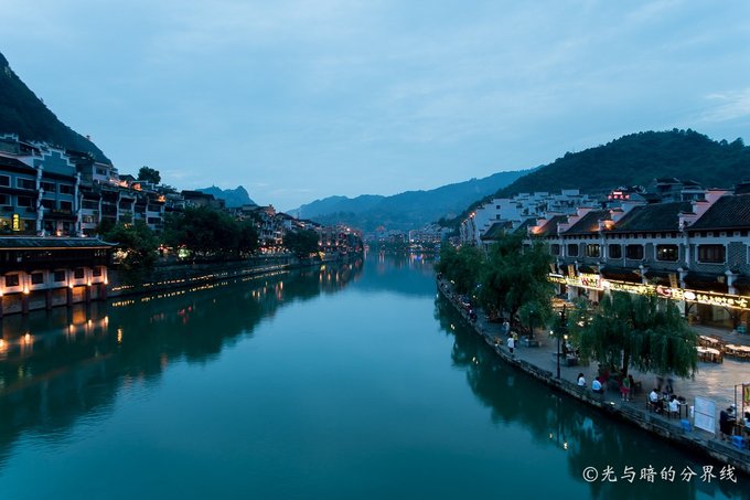 黄果树西江小七孔兴义青岩,西江苗寨黄果树青岩古镇位置