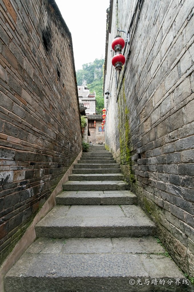 黄果树西江小七孔兴义青岩,西江苗寨黄果树青岩古镇位置